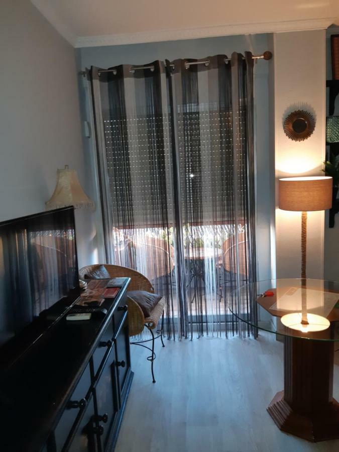 סביליה Espacio Amalia Triana מראה חיצוני תמונה