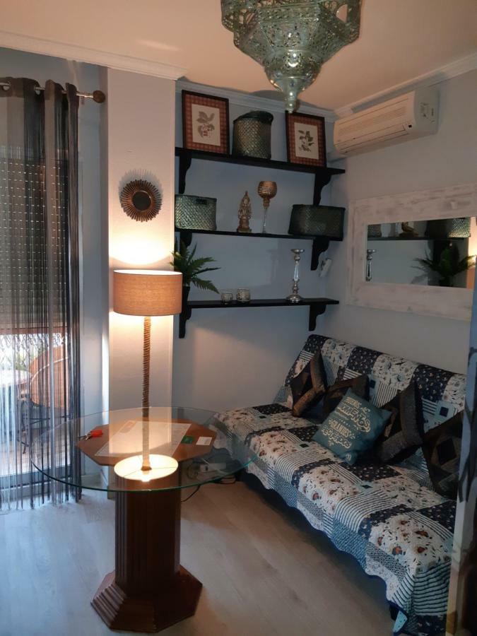 סביליה Espacio Amalia Triana מראה חיצוני תמונה
